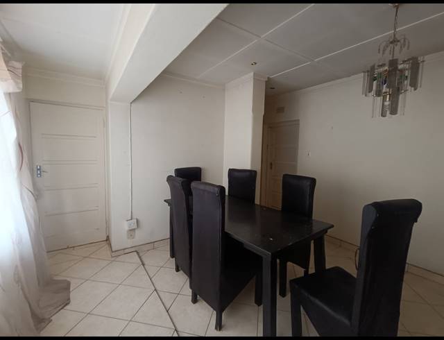 3 BEDROOM HOUSE FOR SALE IN VANDERBIJLPARK CE 2